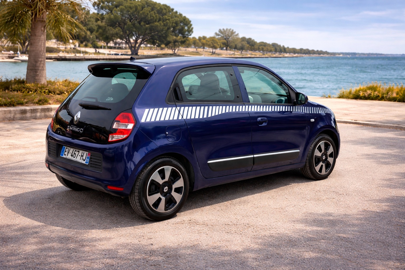 Renault Twingo III - Photo 3 - Sète